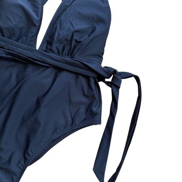 NWT Cupshe Black Swimsuit One Piece Plunge Backless Self Tie Racerback Large - Picture 4 of 11